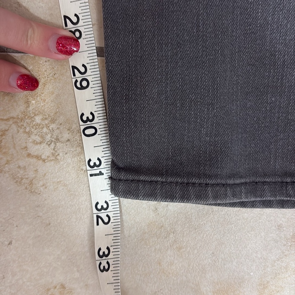H&M Gray Low Rise Button Fly Skinny Jeans - Picture 12 of 12